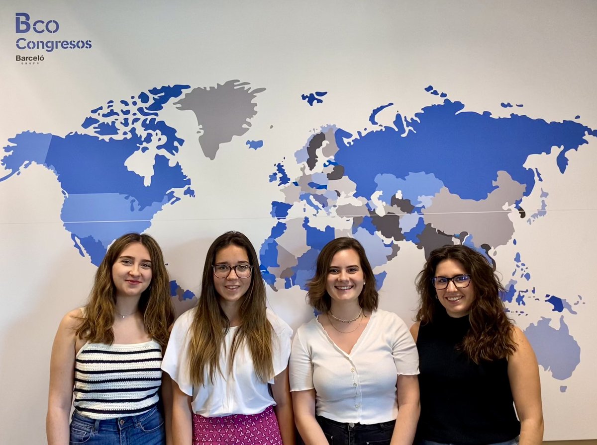 MasterEventsM's tweet photo. Felicitat ✖️ 4️⃣ ❤️❤️❤️❤️quan les estudiants han estat contractades, dp de les #Pràctiques, com a Conference Management.
Moltes gràcies @BcoCongresos per reconèixer el #TalentBlanquerna i comprovar que #excellènciaesfutur @BlanquernaFCRI
👏Gisela, Anna, Núria i Maia! https://t.co/XNaYjjj55W