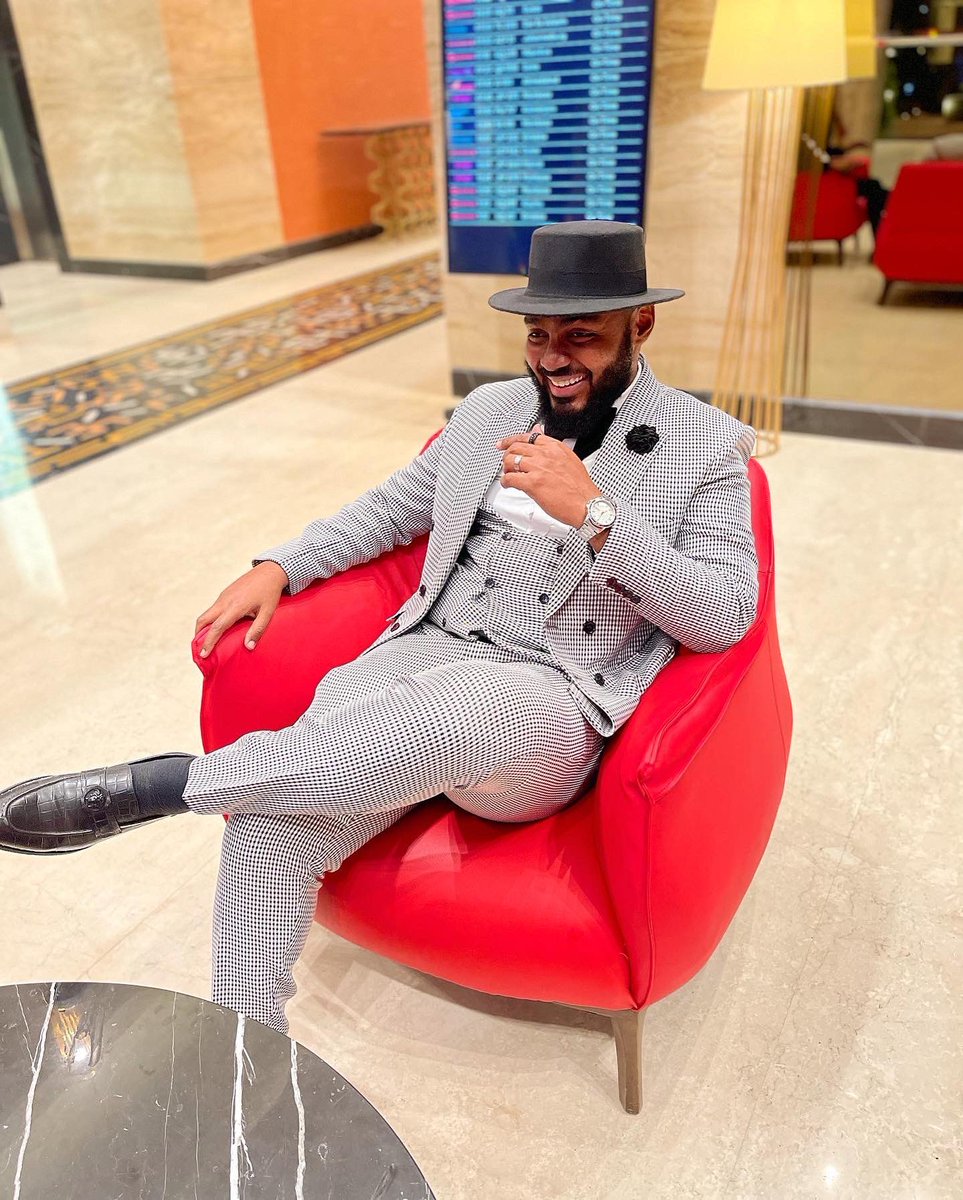 Dallaz_254's tweet photo. Kenyan Fashion Designer Dallaz ❤️

#fashion #suitskenya #designerdallaz  #suits #Eurovision https://t.co/KRD3SrjXRi