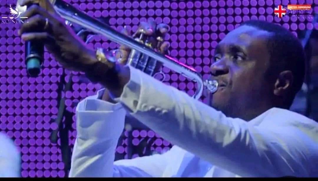 gospelfilmsng's tweet photo. Apostle Joshua Selman &amp; Minister Nathaniel Bassey shut down the biggest indoor arena in the UK for Jesus.

Renting out the biggest indoor venue (AO) in the UK, 21,000 capacity for Christ without entry fee or offering!
Jesus is still in the business of saving souls &amp; doing wonders https://t.co/lTFvG4zDBf