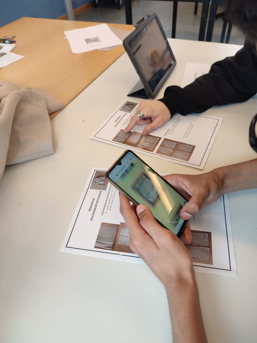 Dipta_cat's tweet photo. 🇪🇺#ErasmusPlus. Aprenent de les escoles d'#educacióespecial de Munich. El centre SFZ Sud-Ost Neuperlach ens ha mostrat com integren les tecnologies en la metodologia d'ensenyança i aprenentatge de les matèries curriculars. #CEEAlba https://t.co/dj842PC2Rt