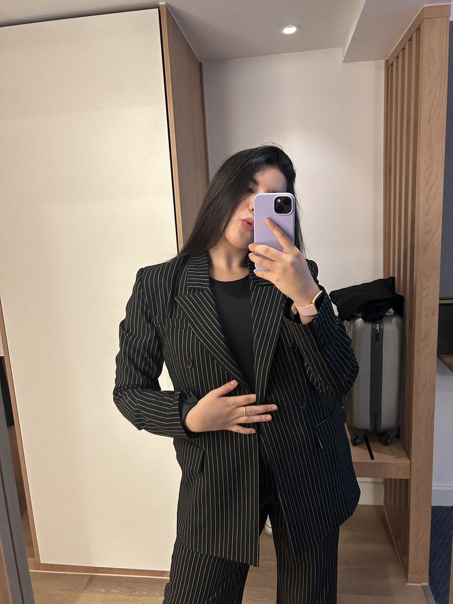 Nora G | UGC Content Creator 🇬🇧 🇪🇸 🇫🇷 tweet media