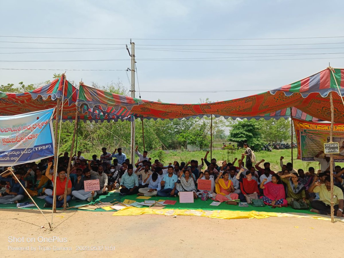 JpsMedak69892's tweet photo. 15th Day Strike for Regularisation of Junior Panchayat Secretaries in Medak District.#JPS_OPS_Regularisati @the_hindu @KTRBRS @IndiaToday @SmitaSabharwal @DeccanChronicle @RaoKavitha @BRSHarish @EDRBRS @TelanganaCMO https://t.co/RrNEdtdf6Q