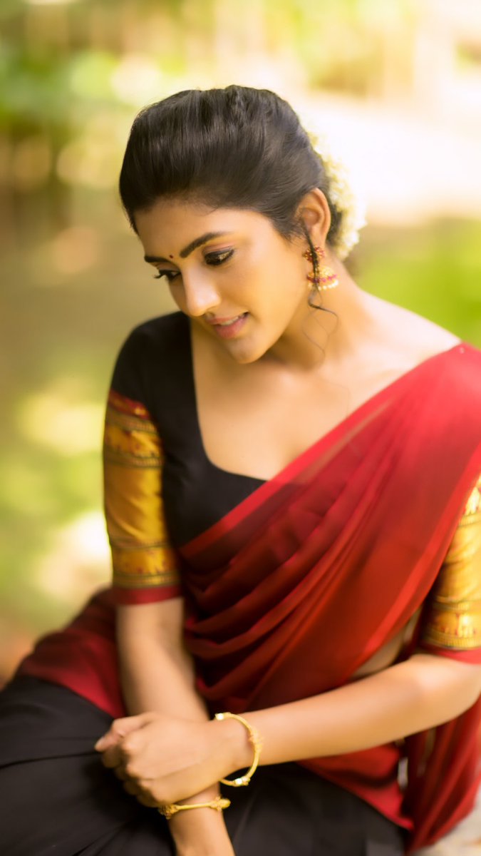 Fv6HvPMWwAAz-gD?format=jpg&name=medium