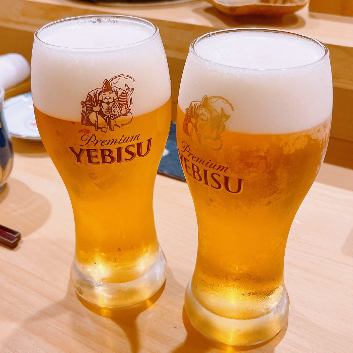 帶酒曇們的岳母吃板前👍🏻

提前祝天下的媽媽們母親節快樂～🎉 https://t.co/GHneyc4Uf9