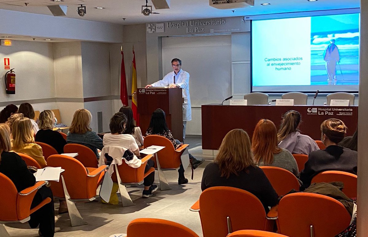 Empezamos la jornada de formación geriátrica para Enfermeras y TCAES de Urgencias del Hospital General.

Recordando la importancia de los cambios fisiológicos y las manifestaciones atípicas de la enfermedad en el adulto mayor para poder mejorar  su atención.
<a href="/Wally_Gator_MD/">Juan I González Montalvo</a>