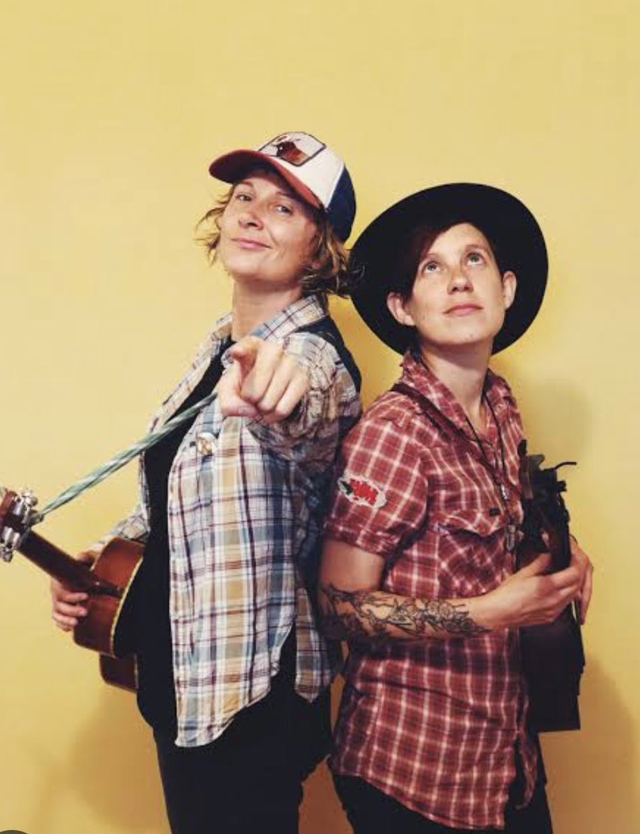 Bellwetherwine's tweet image. Thrilled to have @tuckshopladies playing in #Coonawarra next Thursday night 18th May - tickets and food available on our website @Penolaorg @PCArtsFestival