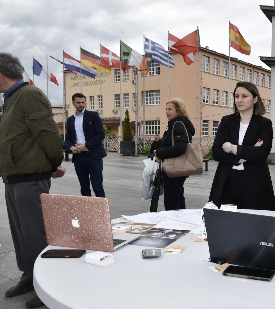 bube_mavrova's tweet image. It was such a pleasure being part of this amazing experience. An artists event - my part in this role - Graphic Designer

#GraphicDesigner #artevent #brandcreating #graphicdesigners #graphicdesigners