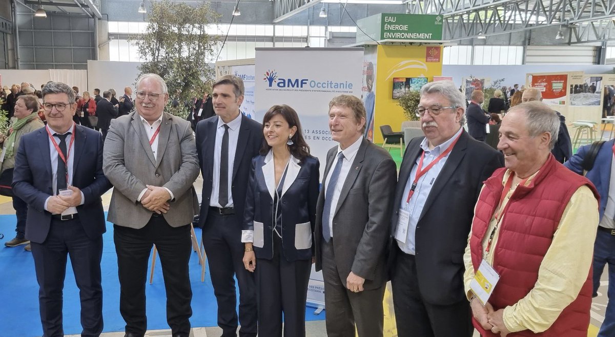 maires_Aude's tweet photo. #RencontresMairesOccitanie #Toulouse 11/05/2023 @CaroleDelga entourée des présidents @eric_menassi #AMF11 Bernard Pezous #AMF82 @jmvayssouze #AMF46 #AMFOCCITANIE @JacquesOberti #AMF31 Jean-Marc Calvet #AMF12 et Norbert Meler #AMF09 https://t.co/IcpC4rjaPM