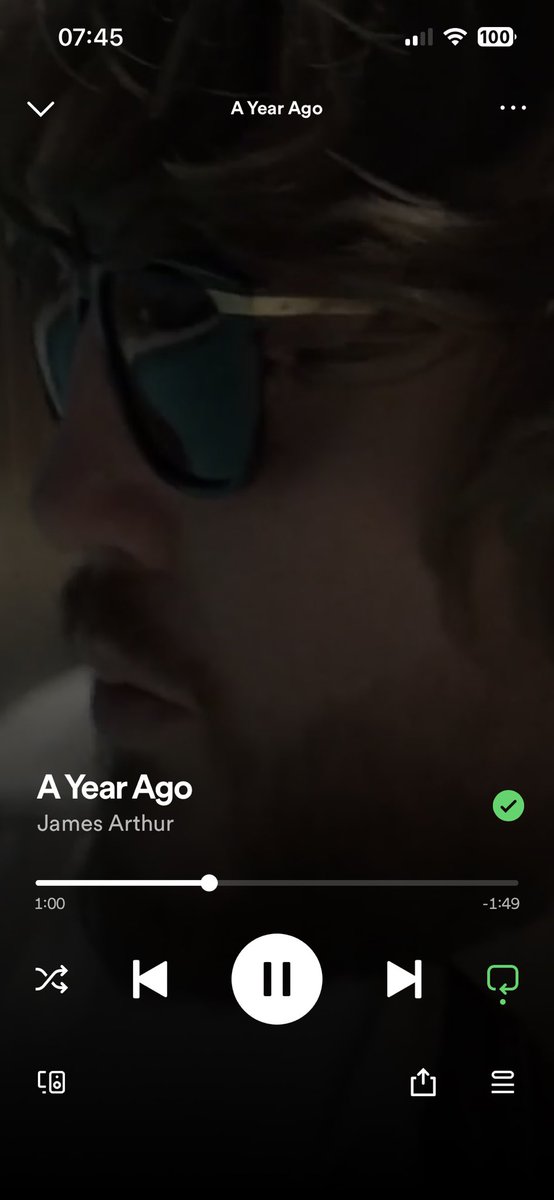 emmily_mayy's tweet image. It’s already on repeat 🤍 #AYearAgo @JamesArthur23