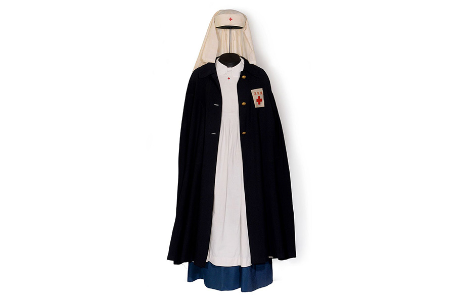 3/4 Programmation :
- une visite à distance de l'exposition lundi 22 mai à 18h30 <a href="/Conferentia_fr/">Conferentia</a> /<a href="/CLICfrance/">clicfrance</a>
- des lives Instagram 27 juin, 23 mai sur TikTok
- un tarif réduit (5€) pour l'entrée à tous(tes) les infirmiers(ères) (sur justificatif)
👉bit.ly/expoInfirmiere…