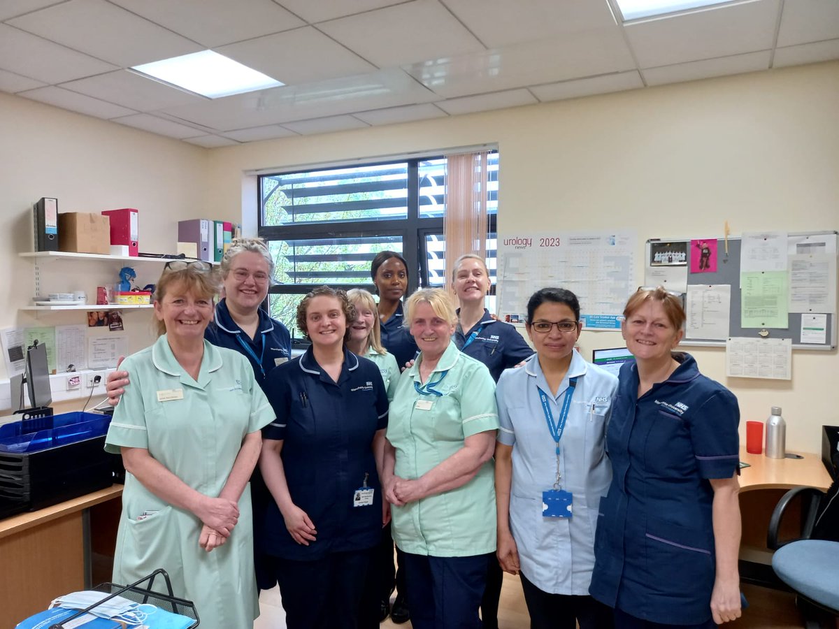 UrologyUnit's tweet photo. Happy Nurses Day from Team Urology 😊  @WithingtonHosp @HulmeTarnya https://t.co/Wx27HPSTcd