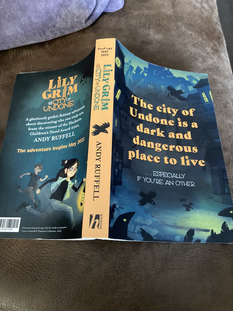 Tomorrow <a href="/andy_ruffell/">Andy Ruffell</a> will be signing in <a href="/wstonesdurham/">Waterstones Durham</a> 11am to 2pm. @5getbookish <a href="/HachetteKids/">Hachette Children's Group</a> <a href="/domdelaking/">Dom Kingston</a> #LilyGrimAndTheCityOfUndone see you there!