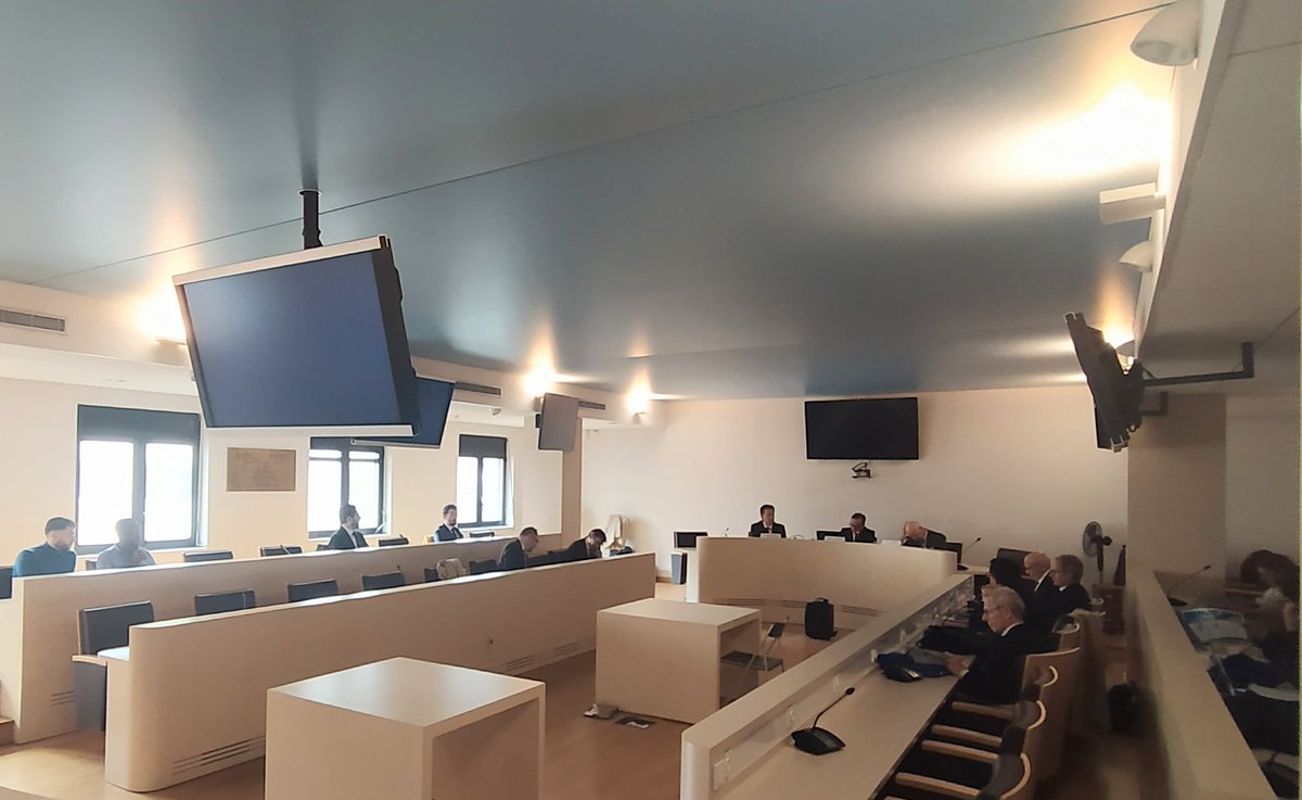 CERCRID UMR 5137 (@cercrid_umr5137) on Twitter photo Première journée bien passée hier pour le colloque "La circulation des sociétés dans l'Union Européenne" organisé à l'<a href="/Univ_St_Etienne/">Université Jean Monnet Saint-Étienne</a> par le <a href="/CERCRID_UMR5137/">CERCRID UMR 5137</a> et la @FacdroitUJM. Suite aujourd'hui avec la 2ème journée organisée à l'<a href="/UJML/">Université Jean Moulin Lyon 3</a>. Plus d'infos : bit.ly/3npi1wD Première journée bien passée hier pour le colloque "La circulation des sociétés dans l'Union Européenne" organisé à l'<a href="/Univ_St_Etienne/">Université Jean Monnet Saint-Étienne</a> par le <a href="/CERCRID_UMR5137/">CERCRID UMR 5137</a> et la @FacdroitUJM. Suite aujourd'hui avec la 2ème journée organisée à l'<a href="/UJML/">Université Jean Moulin Lyon 3</a>. Plus d'infos : bit.ly/3npi1wD