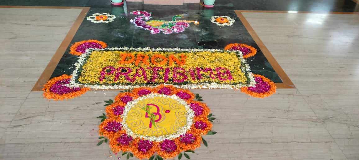 DronacharyaDgi's tweet image. Glimpses of Inauguration of DRON-PRATIBIMB – A Technical Event !!!

#Dronpratibimb
 #Technicalevent
 #nationaltechnologyday
 #projectcompetition
 #appliedscience
 #mechanicalengineering
 #cse
 #ece
 #ecz
 #eee
 #g20
 #aicte
 #cbseboard
 #cbseboard2023
 #delhincr
 #aicte