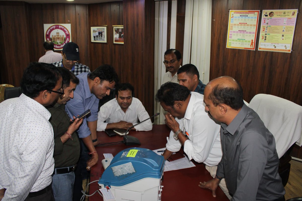 DEORamban's tweet photo. Rampur (UP) visit: Attended technical session of training organised for counting supervisors/Assistants &amp; micro observers on May 12, 2023 at Vikas Bhawan, Rampur.
@dcramban @DIPRRambandic @Medhans05455829 @ceojak https://t.co/kVXYgYeksJ