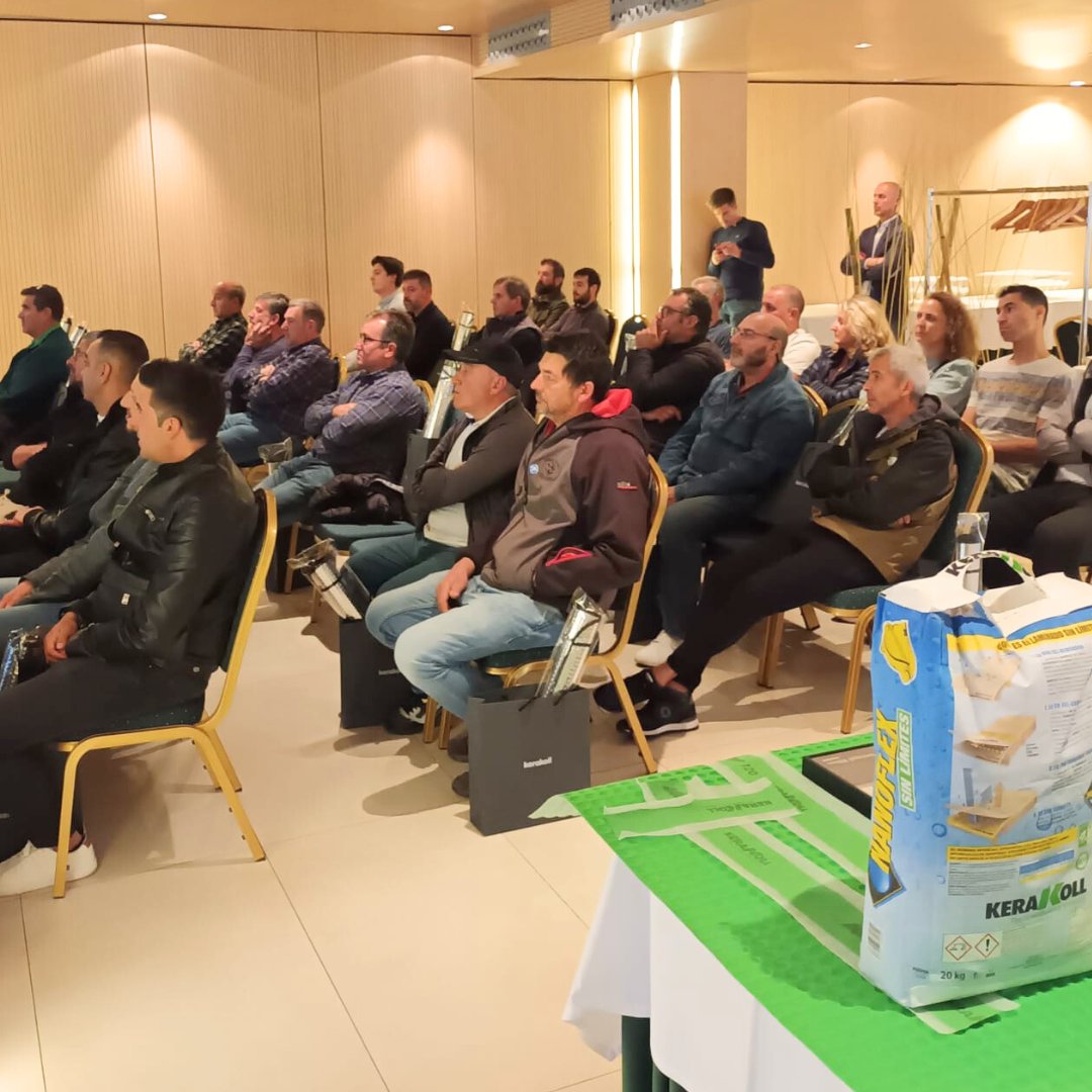 jfgrupo's tweet photo. 📢 ¡Presentación de Bioscud junto a @kerakoll_ES !
Gracias a todos los asistentes a la presentación de ayer de esta nueva línea de #impermeabilizantes para la protección de #cubiertas, techados, azoteas, elementos #constructivos y #cimentaciones.
👉 En @JardinesUleta https://t.co/jXz0OX0P0D