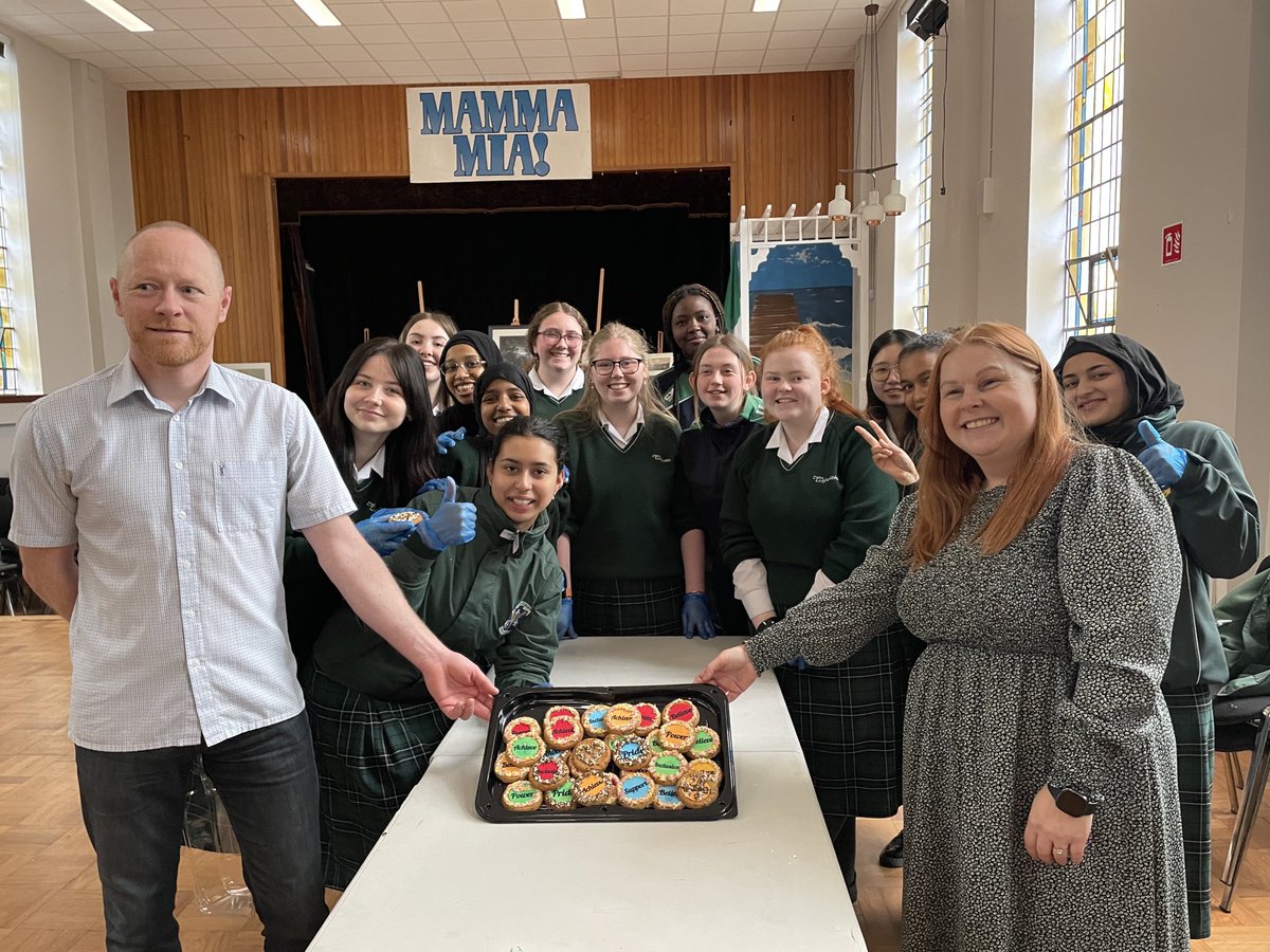 Welcome to the production line! A fabulous, high energy session with ⁦<a href="/Kookee_ireland/">Pauline Clarke</a>⁩ for fifth year guidance as part of our mentoring programme! Huge thanks to Pauline for her generosity and care in making this so memorable. Tasty! #mentoring