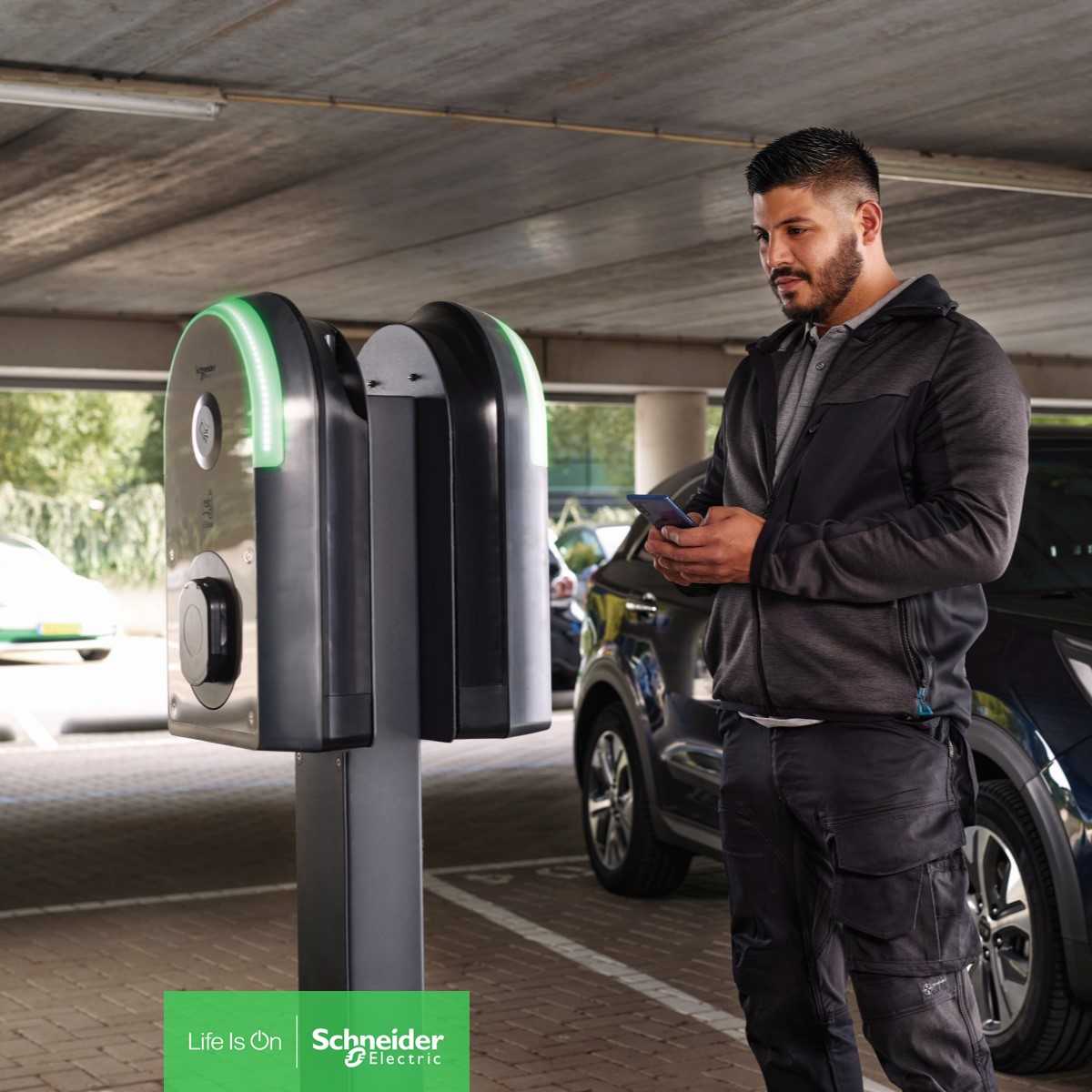 DarjaSayenko's tweet photo. EV Link Pro AC. With accurate billing and cost allocation, multiple users can easily share the same electric charging station in residential buildings.

Watch the video to learn more: https://t.co/uOLFFi1bVa https://t.co/aMPrh01sSW