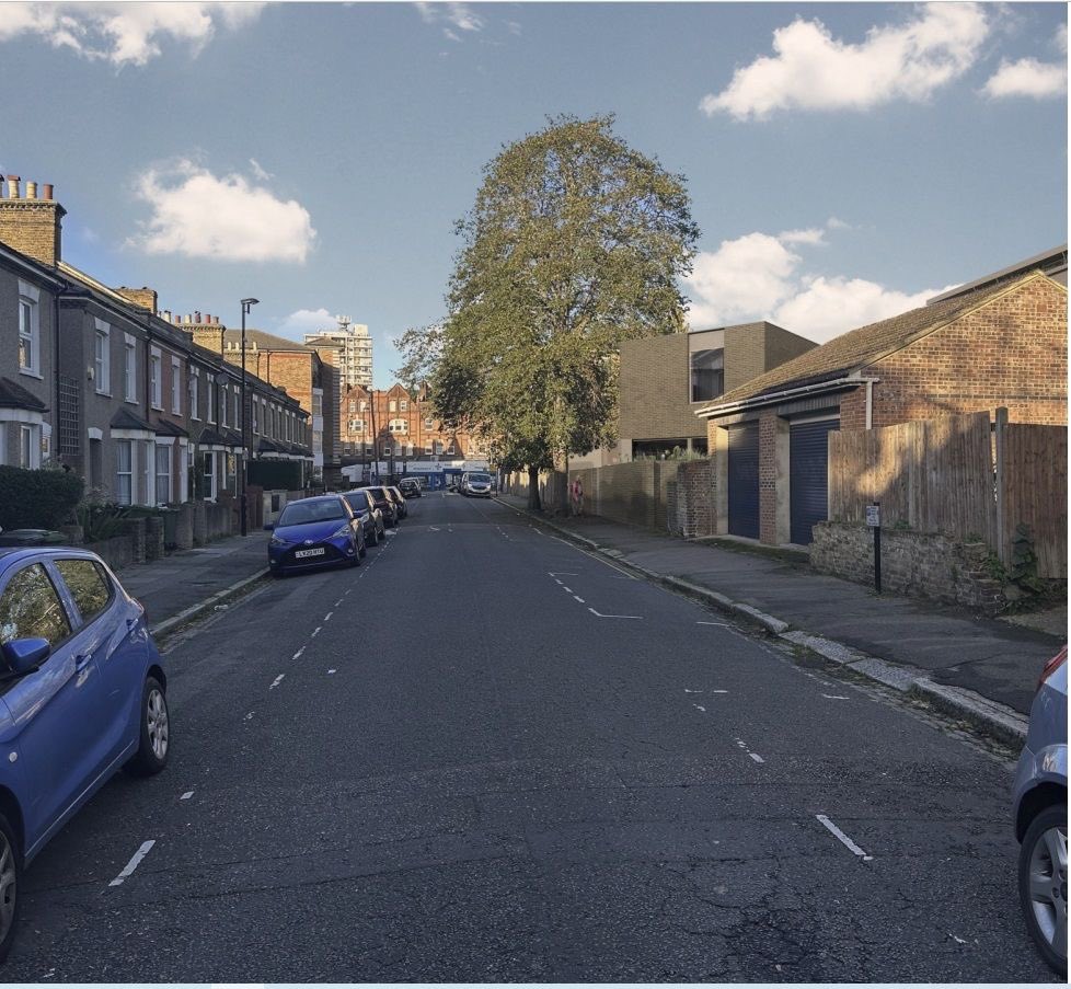 Planning Permission Granted!
We have obtained planning permission for the the demolition of an existing dwelling allowing construction of a 4-storey building with 8 flats and a detached modern family dwelling to the rear of the site which benefits from a secondary road frontage.