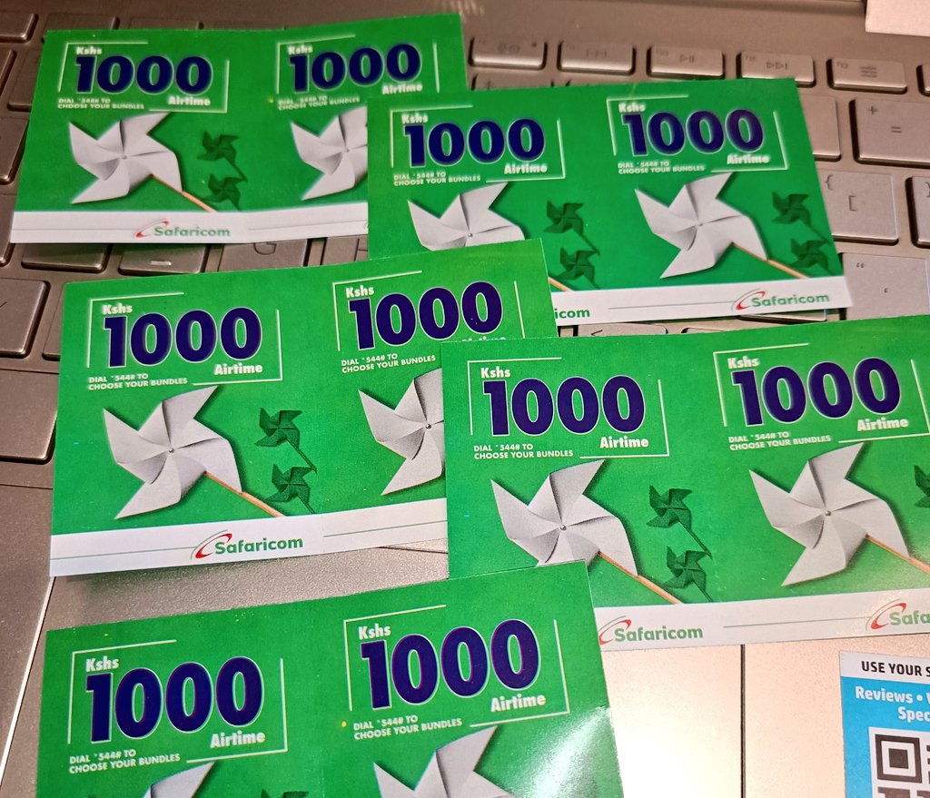 Jahmu__'s tweet photo. Today I come bearing gifts courtesy of #Safaricom5G. 

But Kwanza mnishow kama kesho mnatokea gaming competition ya kesho pale The Hub, Karen. https://t.co/qKLfY4KwkX