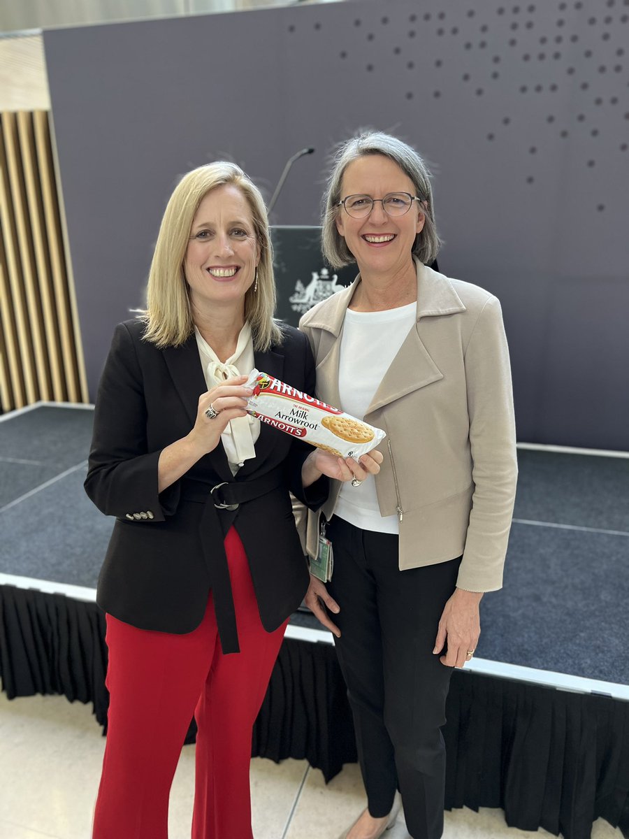 SenKatyG's tweet photo. I ducked down to the Finance Dept today to thank the hardworking public servants who helped us put together our second budget. 

And after chatting to @karlstefanovic this week, I couldn’t possibly keep all the Milk Arrowroot’s that @ArnottsBikkies sent me, to myself! #Auspol2023 https://t.co/uAB2CBVeBJ