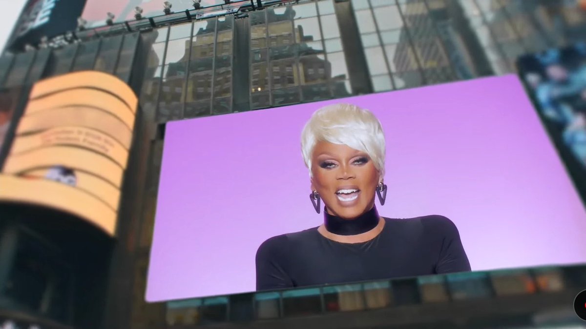 @RuPaul is in her @NeNeLeakes era #DragRace #AllStars8