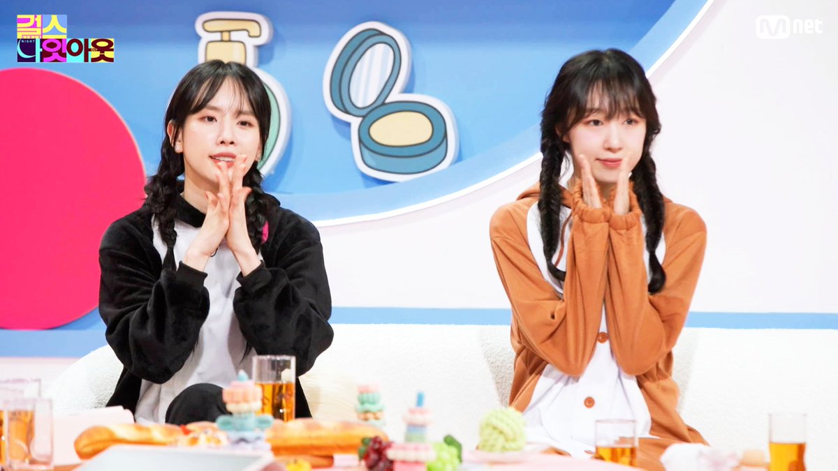 MnetKR's tweet photo. 이 세상의 모든 귀여운 동물들 박수박수!👏
#우주소녀 #설아 #수빈 #WJSN https://t.co/y75TXeMsNZ
