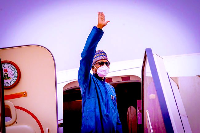 occp1967's tweet photo. Two #FailedAPC Leaders waving from door plane.
One named Buhari.
One named Tinubu.
Fly away Buhari.
Fly away Tinubu.
Come back Buhari.
Come back Tinubu.
Congratulations Peter| Soso| Jesus| Obidients| Sophia| Peter Obi Sophia |Apostle Joshua Selman| Bashir| Sowore| Doggy| https://t.co/Ib9MM1nKbV