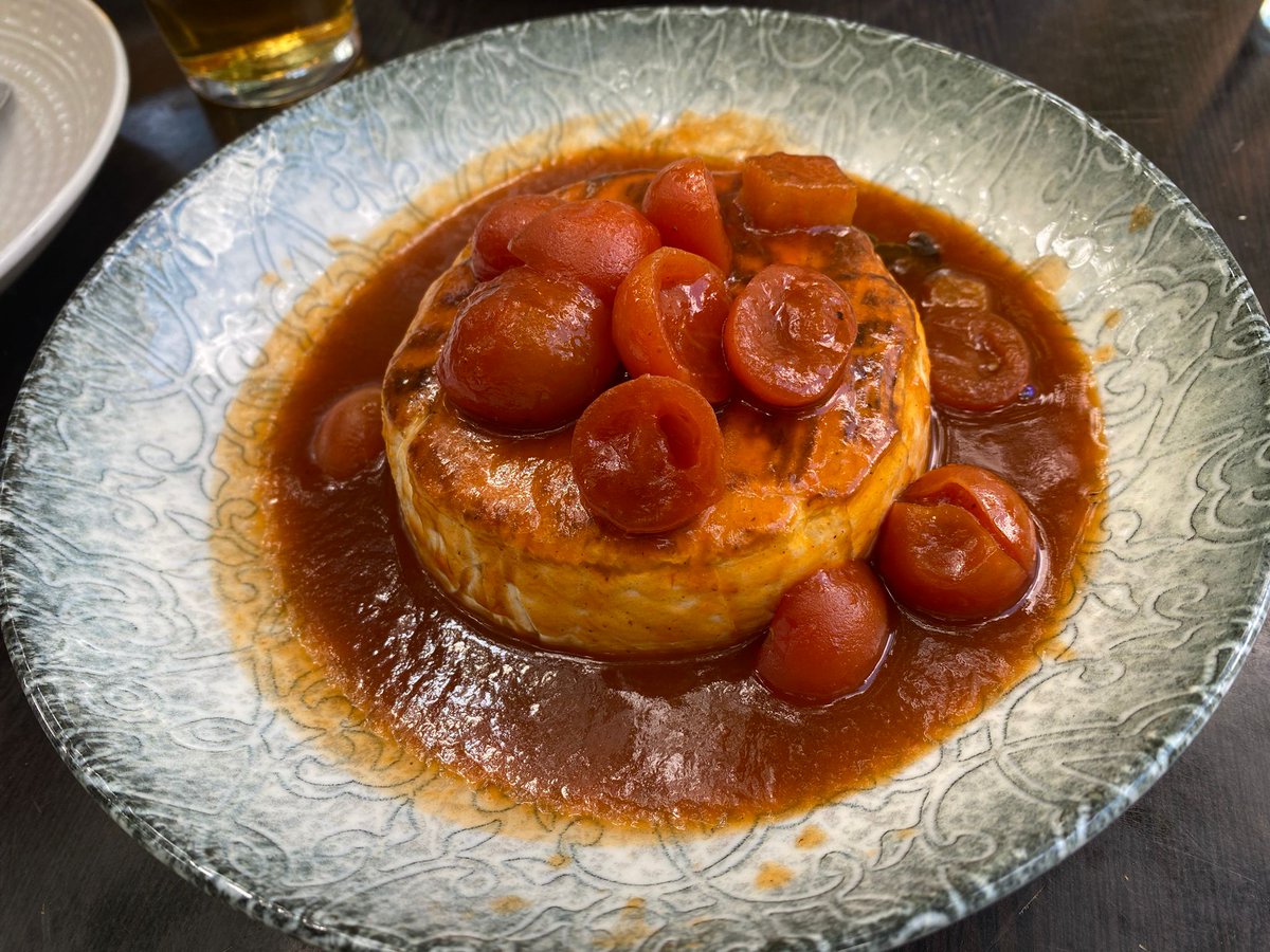 Comerbeberdormir tweet media