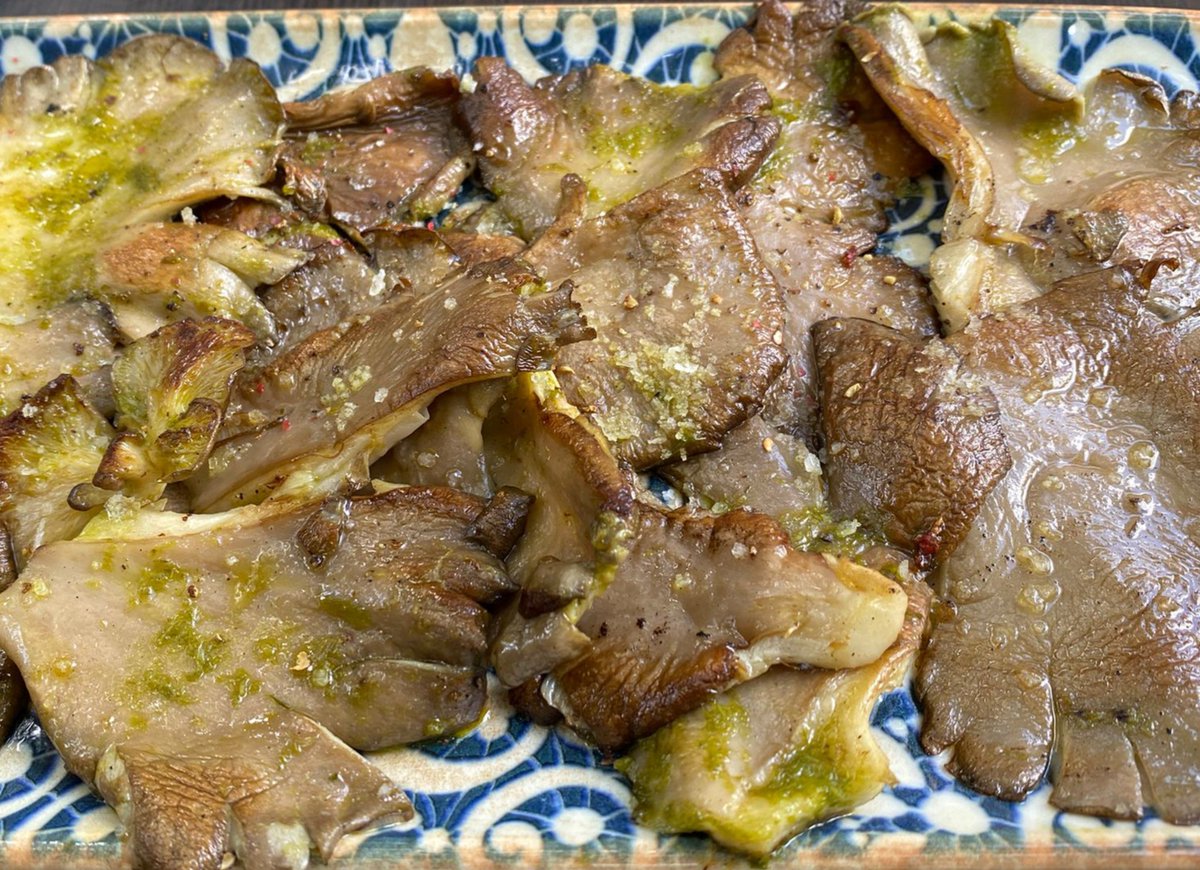 Comerbeberdormir tweet media