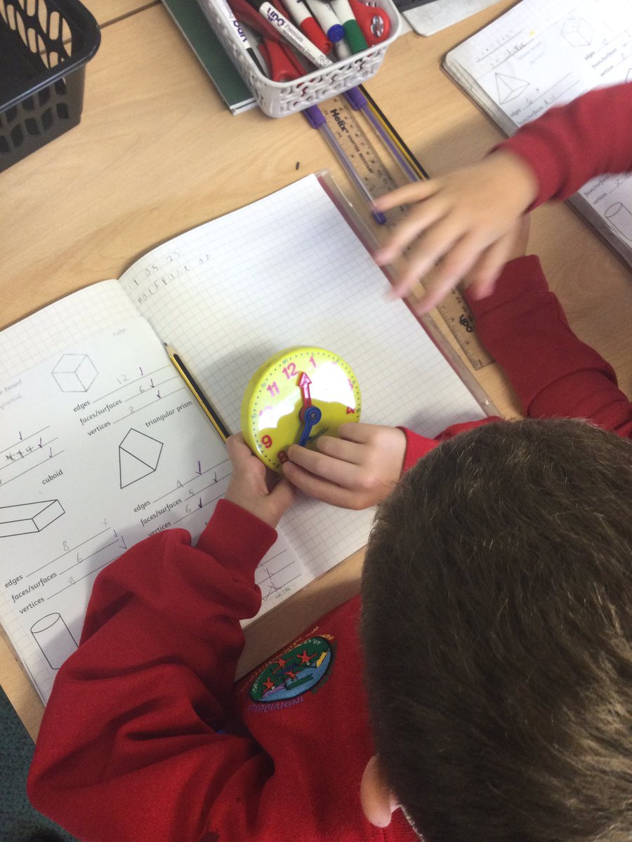 MD_Class3's tweet photo. Class3 started our new maths unit of time yesterday ⏰ 
We started by looking at o’clock and half past 🕰👍🏻
@MillDamSchool #MDmaths https://t.co/jN0Weylz3i