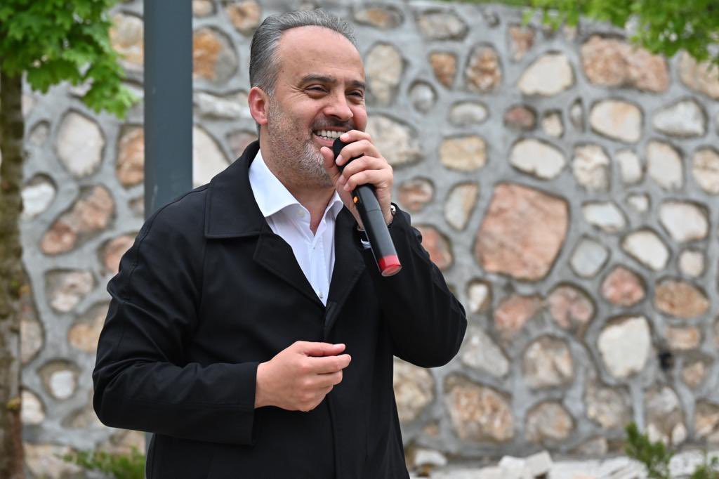 Alinur Aktaş