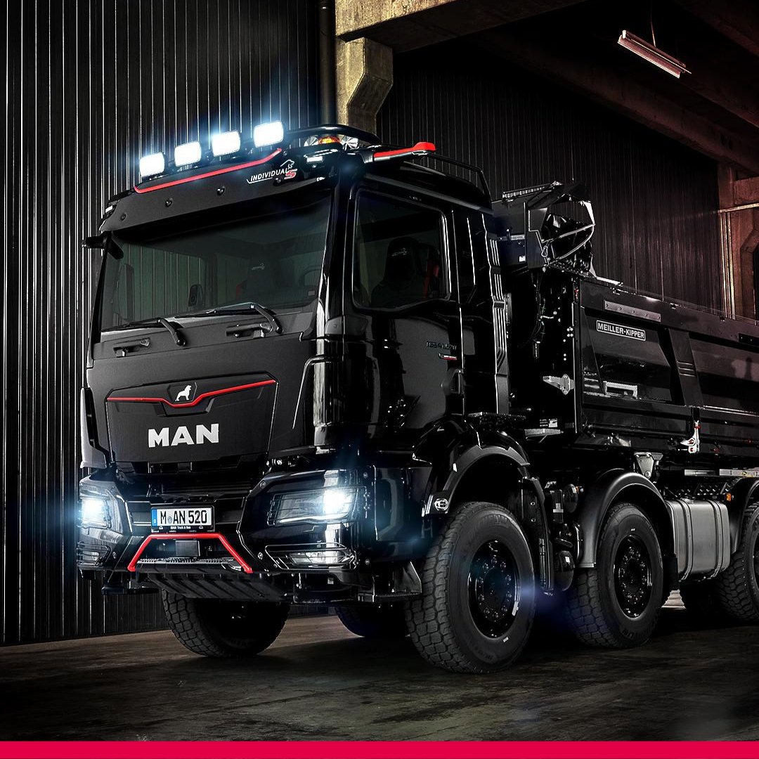 De TGS Individual Lion S 🔥

De TGS is niet alleen heel gaaf om te zien, maar is ook de koning van elk bouwterrein.