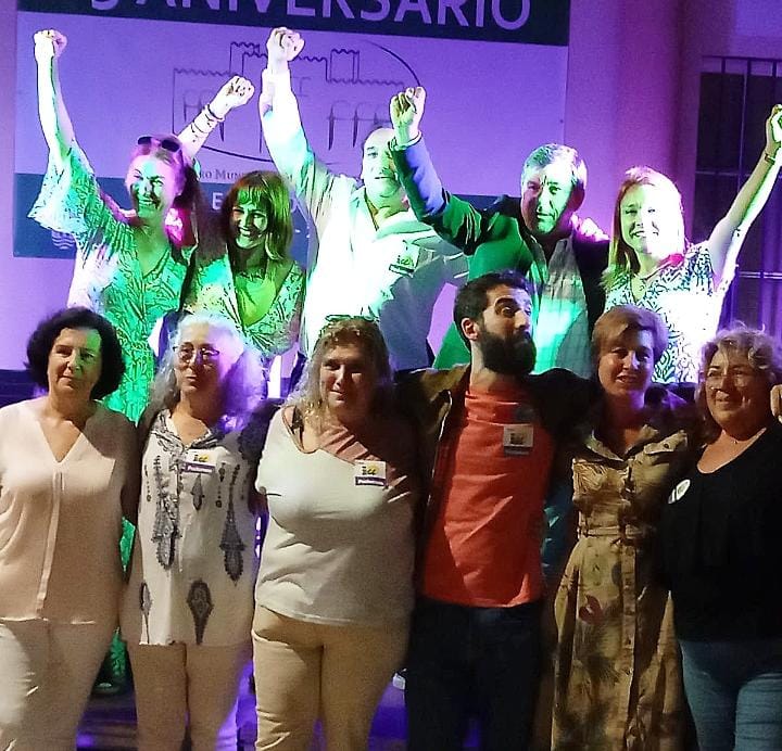 IUBenalmdena's tweet photo. 💜❤️💚 Arrancamos con ilusión una apasionante campaña electoral.

Salimos a ganar por una Benalmádena feminista, ecológica e inclusiva. Porque cuidamos lo cercano para una vida mejor.

#VotaPorBenalmádena
#BenalmádenaParaVivir
#IzquierdaUnidaPodemos
#28M https://t.co/krevKgaZud