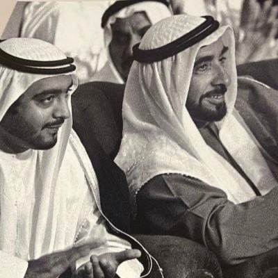 وما ماتتُ فضائلهم
وما غابت مآثرهم 
وما جفتَ مكارمهِم  
طِبتم برياض الجنّه و طاب بِكم المقام 🤍