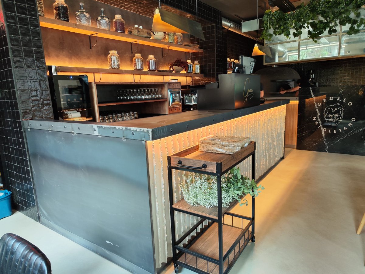 MAGOSASL's tweet photo. Adecuación de espacio y reforma integral para restaurante Grosso Napoletano.
¿Qué os parece el resultado?

#proyectosintegrales #grossonapoletano #magosacordoba https://t.co/XfoCco1zU6
