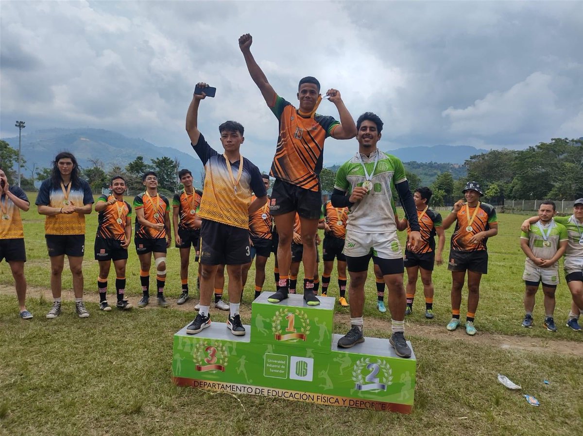 #AscunRegionalZonal 

La <a href="/UFPSCUCUTA/">UFPS</a> se coronó campeón de la fase regional en Santander <a href="/UIS/">UIS</a> logrando dos medallas 🥇🥇 oro para norte de Santander ! Van directo a los nacionales ! 

Felicitaciones 🎈🎉🎊 

#DelnorteBravosHijos #RugbyNorte