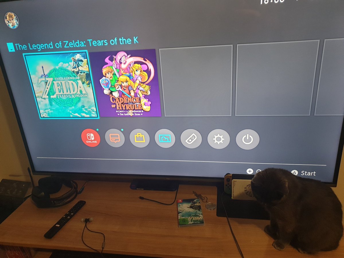 Denaze6's tweet photo. I just woke up after playing #TearsOfTheKingdom for like 12 hours yesterday until today at 6am. Thanks to my delivery guys
Guess i'm going back to my boy linky see ya https://t.co/Kv5qYVfYI2