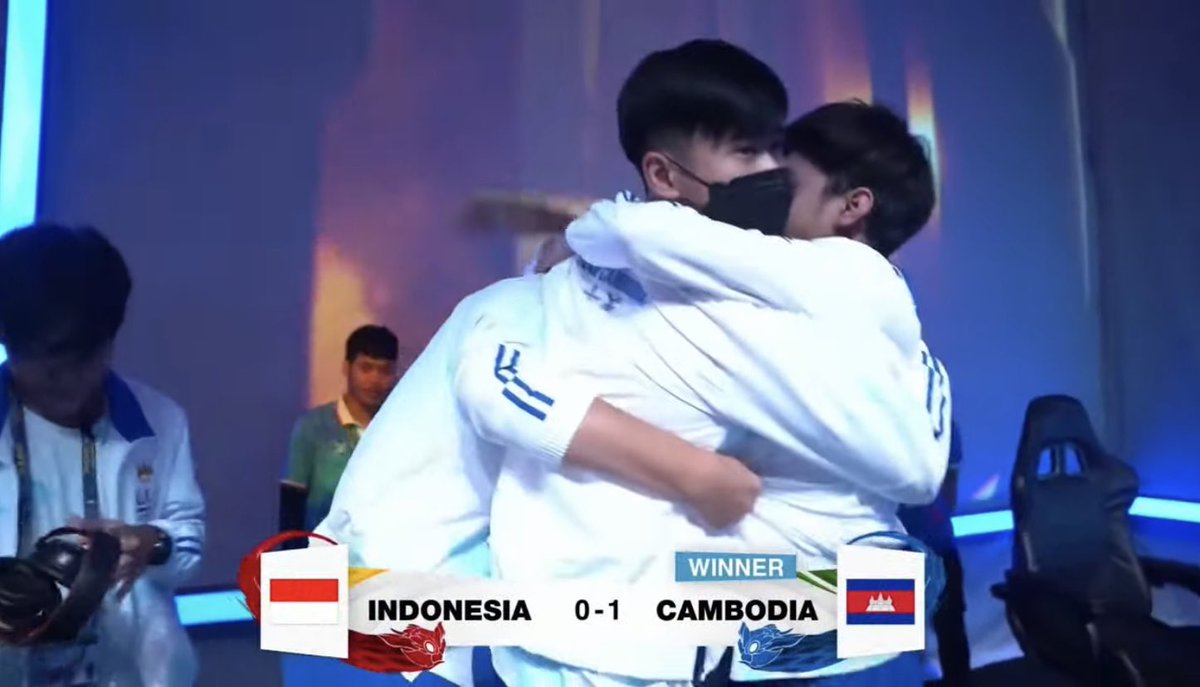 Mitipediaa's tweet photo. MLBB SEA Games Kategori Pria - Babak Grup #SEAGames2023 

IND 🇮🇩 0-1 🇰🇭 CAM https://t.co/gwhlANSOsy