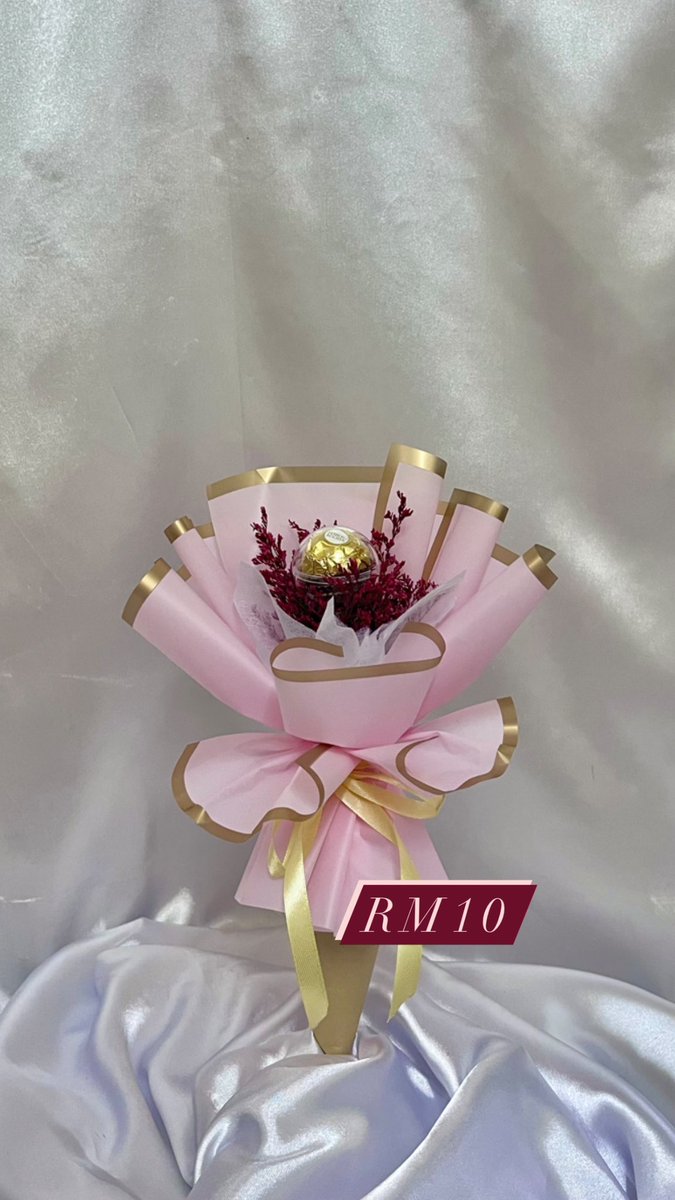 EternalLoveFlo1's tweet photo. Untuk yang mencari hadiah Teacher’s Day tu, kita ada promo bouquet RM10 

▫️Boleh postage seluruh Malaysia 
▫️Boleh custom your own bouquet
▫️Multiple colours available 

#teachersday #teachersdaygift #flowerbouquet #bouquet #surprisedelivery 

WS: https://t.co/XlACSvw7tD https://t.co/hFZQzIXU8F