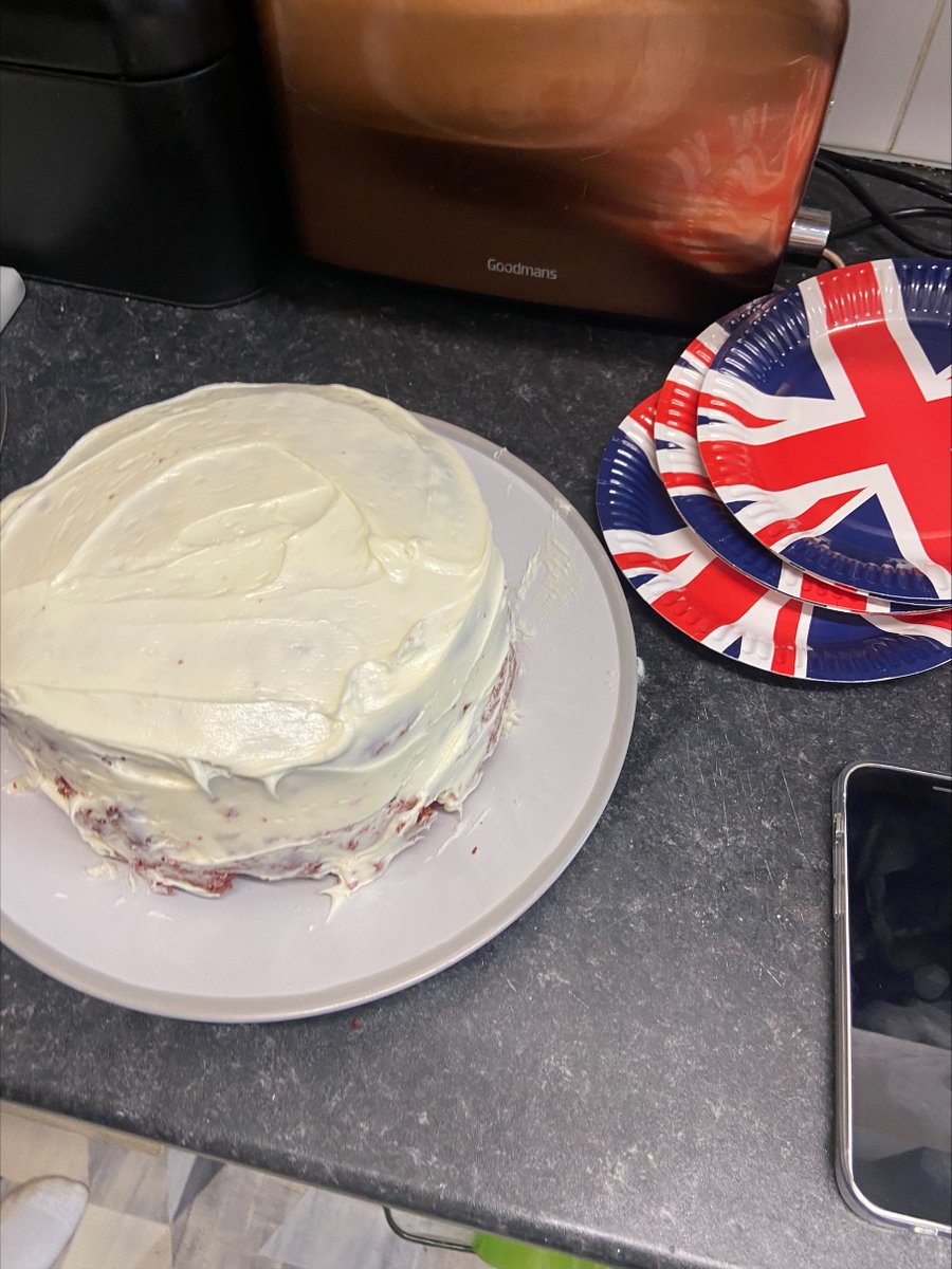PhoenixLCG's tweet photo. The People We Support at Hermosa, a Phoenix Supported Living Setting, had a belated coronation tea party with home-made Red velvet cake, sticking to the red and white theme - flags were waving and not a crumb of cake was left on the plates. Fab time had by all! #onephoenixfamily https://t.co/WmwBFW7uHT