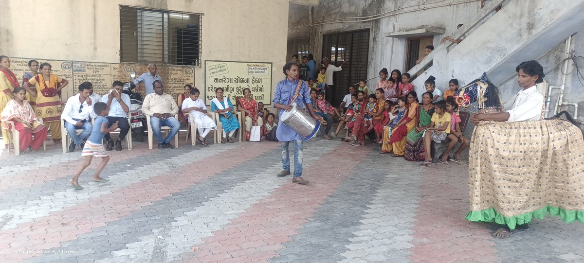 TdoDist47315's tweet photo. *સ્વચ્છ ભારત મિશન-ગ્રામીણ

*માન.વડાપ્રધાનશ્રીની ઉપસ્થિતીમાં તા.૧૨.૦૫.૨૦૨૩ના રોજ સ્વચ્છ ભારત મિશન-ગ્રામીણ અંતર્ગત સ્વચ્છતા પ્રવૃત્તિઓ કરવામાં આવી.*

#SWACHHBHARAT, #ODFPLUS, #CLEANVILLAGE,#PMEvent2023
@PMOIndia
@cmoguj
@RaghavjiPatel
@kunvarjihalpati
@SBMR_Gujarat https://t.co/cNGvDB3oaf