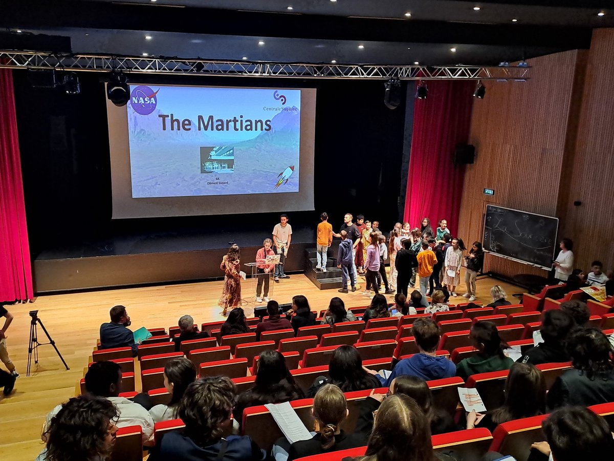 2e conférence des #Ecoclubs de l'<a href="/AcCreteil/">Académie de Créteil</a> à <a href="/centralesupelec/">CentraleSupélec</a>. Plus de 250 élèves cristoliens ont été accueillis par leurs mentors pour présenter leurs projets #developpementdurable en anglais! Un #engagement inspirant!
<a href="/eddcreteil/">Edd Créteil</a> <a href="/EUErasmusPlus/">Erasmus+</a> <a href="/eT_Creteil/">eTwinning Créteil</a>