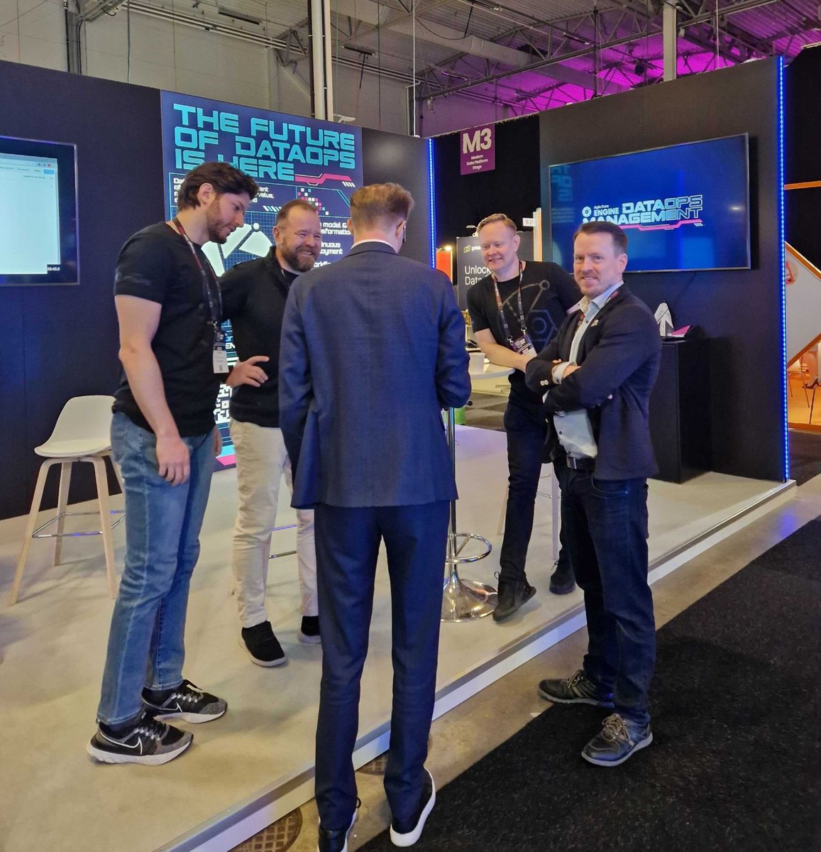 AgileDataEngine's tweet image. Day 2 of @DISummit2030! Meet us at booth B25 to unlock the potential of your data!
Check what Modern DW is about by Mikko Ollila, Head of Data Platforms from Kesko - K-Group at the M3 stage at 1:30 PM (CEST).
#DataOpsManagement #DIS2023 #DataOps @Solita_Insights @SolitaScandic