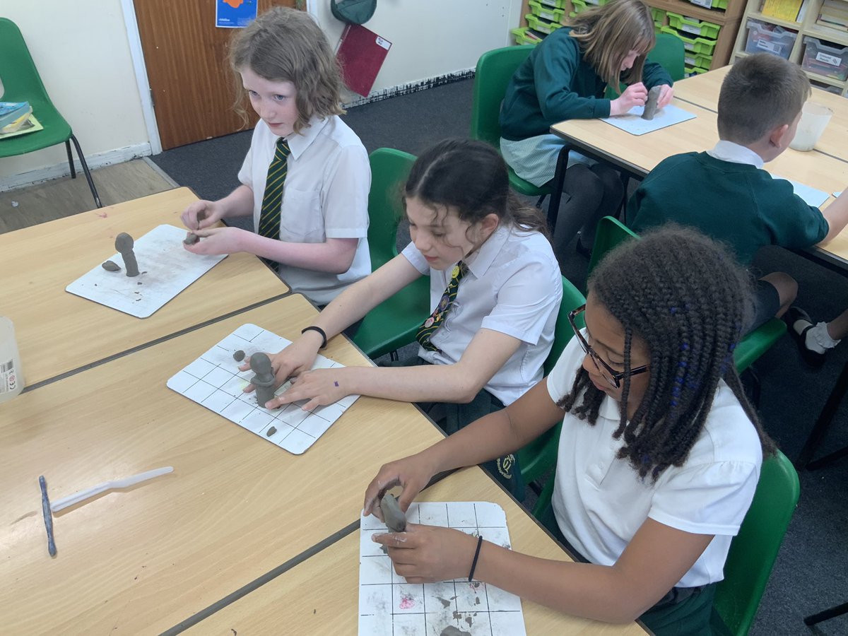 NorthTown3EF's tweet photo. We’ve had fun this week creating our own Sumerian style figurines in art! 🤩👩‍🎨🗿 https://t.co/KDIUvexTqg