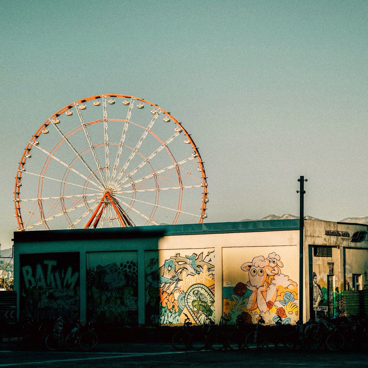 MRyabinin's tweet image. #Batumi #Georgia #arcitecture #streetphotography