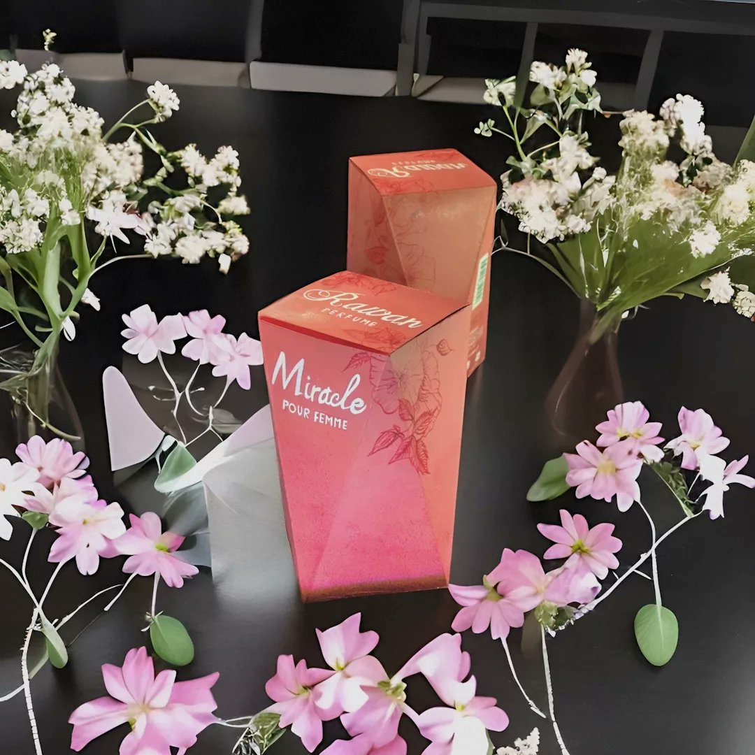 tonalsscript's tweet photo. Handmade perfume box made by me because you are never fully dressed without perfume.
 This perfume box will be a reminder of the beauty of handmade and the joy of creating something special."

#PerfumeBox #Handmade #LuxuryGift #perfumebox  #vanity  #artisanal #craft #fragrance https://t.co/8YWxn6C4no