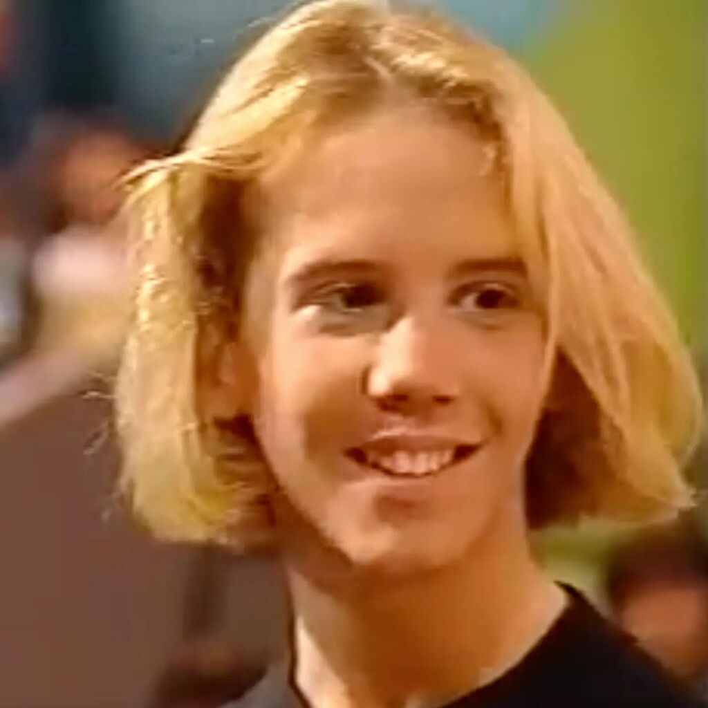 chesneyhawkes tweet media