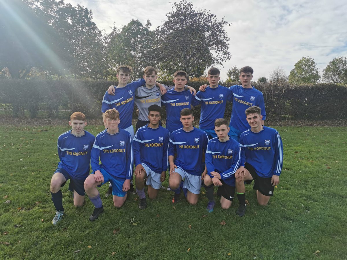 Our U17 football team are playing @CBS_Enniscorthy   in the @faischools Leinster A Final in Arklow today. Best of luck to Mr Tierney and all the players! An Caisleán ABÚ!