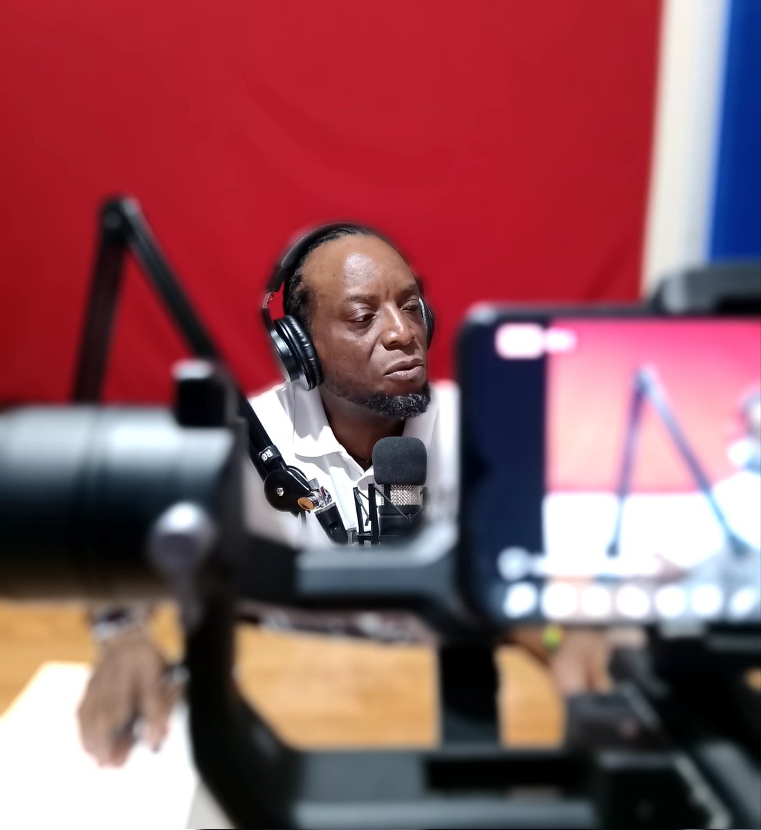 Is it possible that the 14 luxury VX vehicles were purchased without the prior knowledge and approval of the President? - <a href="/chandaMWIKO/">chanda MWIKO🇿🇲🇿🇦</a>
#CapitalFM997 | #TheBigIssue Tune in on 99.7FM